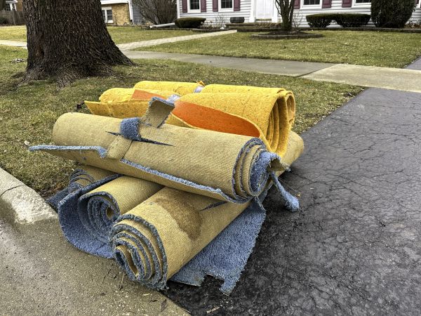 Carpet Haul Away Service in Boynton Beach